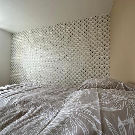 Апартаменты Le Madeleine - Cosy & Renove - Face Tram Орлеан Экстерьер фото